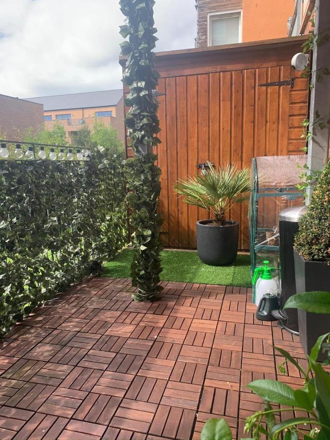 Appartement Pass The Keys Lovely 2bedroom Flat With Balcony